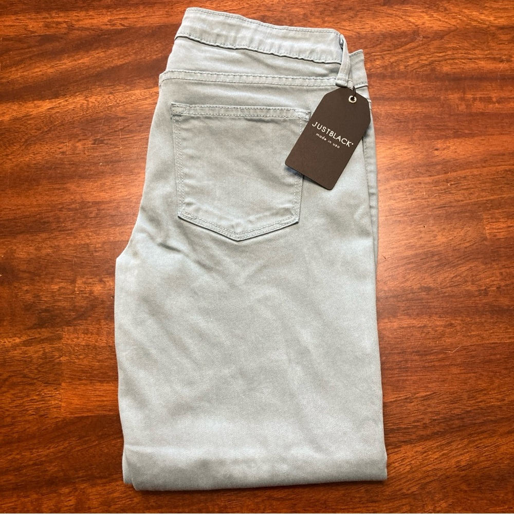 NWT JUST BLACK WOMEN'S 27 BLUE DENIM SKINNY CAPRI Arctic Made In USA